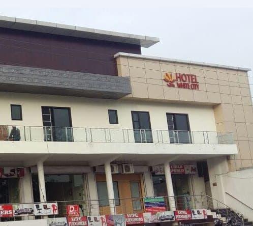 Oyo 30415 Hotel White City Anandpur  Extérieur photo